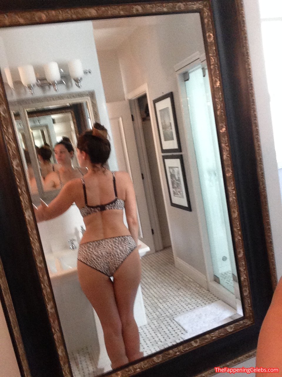 Kelly brook ass underwear-naked photo